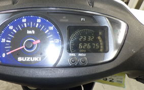 SUZUKI GSR125 2016