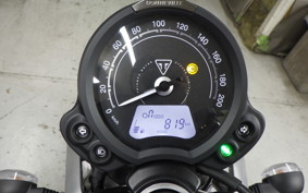 TRIUMPH STREET TWIN 2022