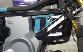 BMW CE-02 2024
