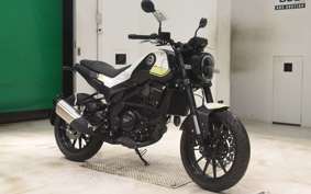BENELLI レオンチーノ250
