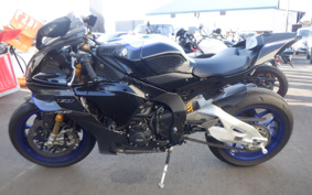 YAMAHA YZF-R1 M 2020 RN65J