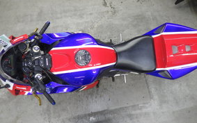 HONDA CBR1000RR 2004
