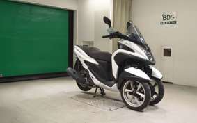 YAMAHA TRICITY 125 2000 SE82J