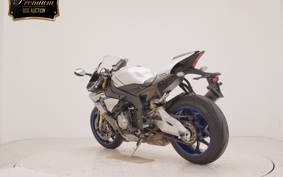 YAMAHA YZF-R1 M 2015
