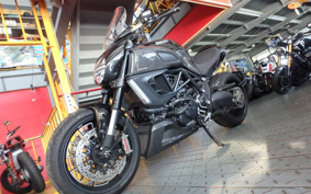 DUCATI DIAVEL 2011 ZDMG100ABBB