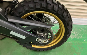 DUCATI  DUCATI SUKU RAN BURA DESERT SU RED  2017 KB01