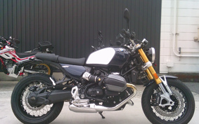 BMW R12 nine T 2025 0N01