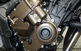 HONDA CB650R E-Clutch 2025