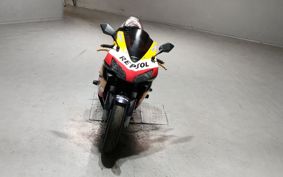 HONDA CBR600RR 2003 PC37
