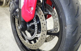 TRIUMPH TRIDENT 660 2025