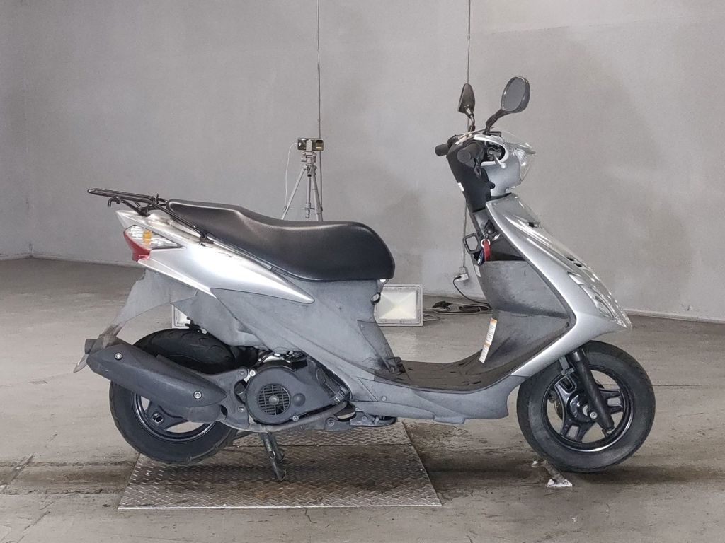 Фото Suzuki ADDRESS V125 с японского аукциона