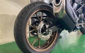 HONDA CB250R MC52