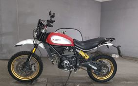 DUCATI SCRAMBLER DESERT SU RED 2017 KB01JA