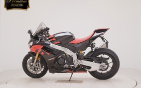 APRILIA RSV4 1100ファクトリ 2023
