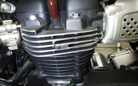 TRIUMPH BONNEVILLE T100 2022