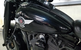 HARLEY FLSTFBS 2017 JT9