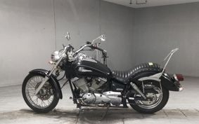 YAMAHA DRAGSTAR 250 VG02J