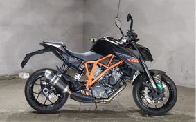 KTM 1290 SUPER  DUKE R V3940
