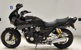 YAMAHA XJR1200 R 2018 4KG