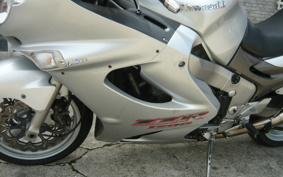 KAWASAKI ZZ1200 NINJA R 2002 ZXT20C