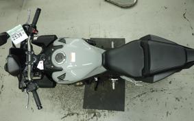 HONDA CB650R E-Clutch 2026 RH17