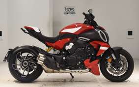 DUCATI DIAVEL V4 2023