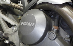 DUCATI MONSTER 696 2009