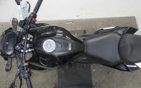 YAMAHA FZ25