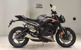 TRIUMPH STREET TRIPLE RS 2025