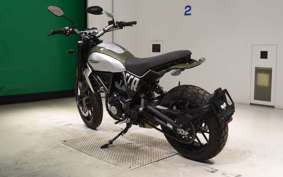 DUCATI SCRAMBLER ICON 2023