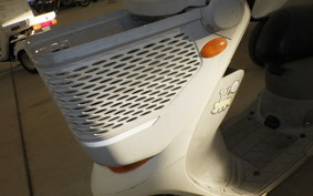 SUZUKI LET's 4 Basket CA43A