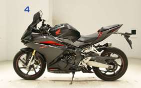 HONDA CBR250RR 1996 MC51