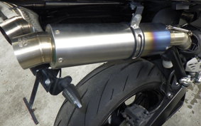 YAMAHA YZF-R1 2011