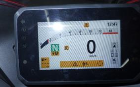 HONDA CBR650R E-Clutch 2025 RH17