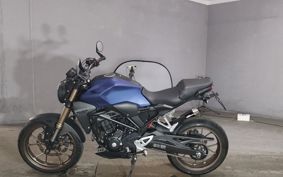 HONDA CB250R MC52