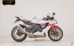 YAMAHA YZF-R1 2024