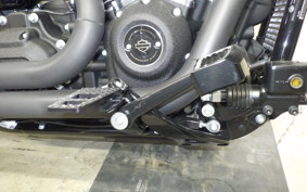 HARLEY FXLRST1920 2025