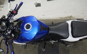 SUZUKI GSR750 A 2013 GR7NA