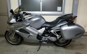 HONDA VFR800 2004 RC46