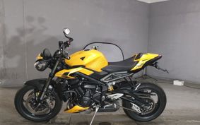 TRIUMPH STREET TRIPLE RS 2023 HDA614
