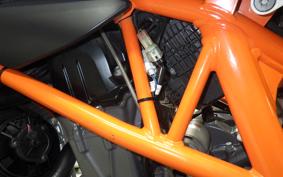 KTM 690 DUKE R 2013
