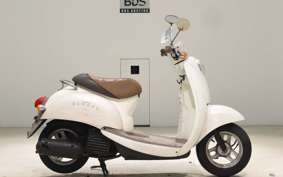 HONDA CREA SCOOPY