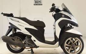 YAMAHA TRICITY 125 SE82J
