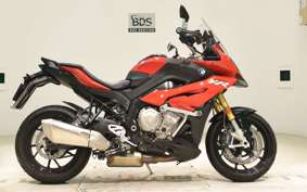 BMW S1000XR 2020