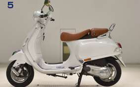 VESPA LX125