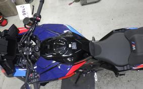 BMW M1000XR 2024