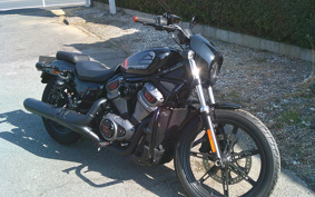 HARLEY RH975 NIGHT STAR 2022 ZH1
