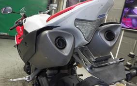 YAMAHA YZF-R1 2010
