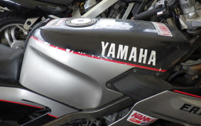 YAMAHA FZR250 2KR