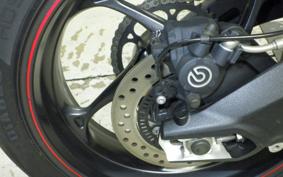 TRIUMPH STREET TRIPLE R 2022